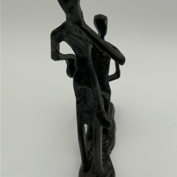 On One Knee Marriage Proposal Metal Sculpture 7” Tall x 5” Long - Picture 7 of 8